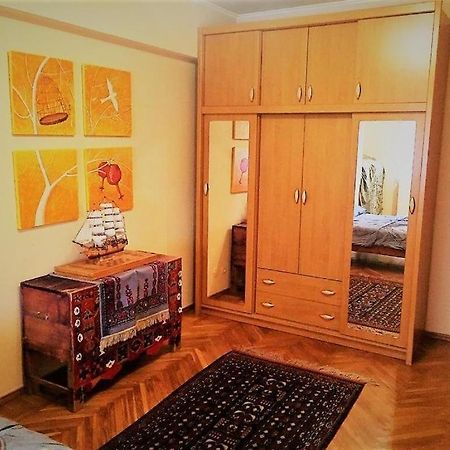 Spacious And Cozy Ташкент Экстерьер фото